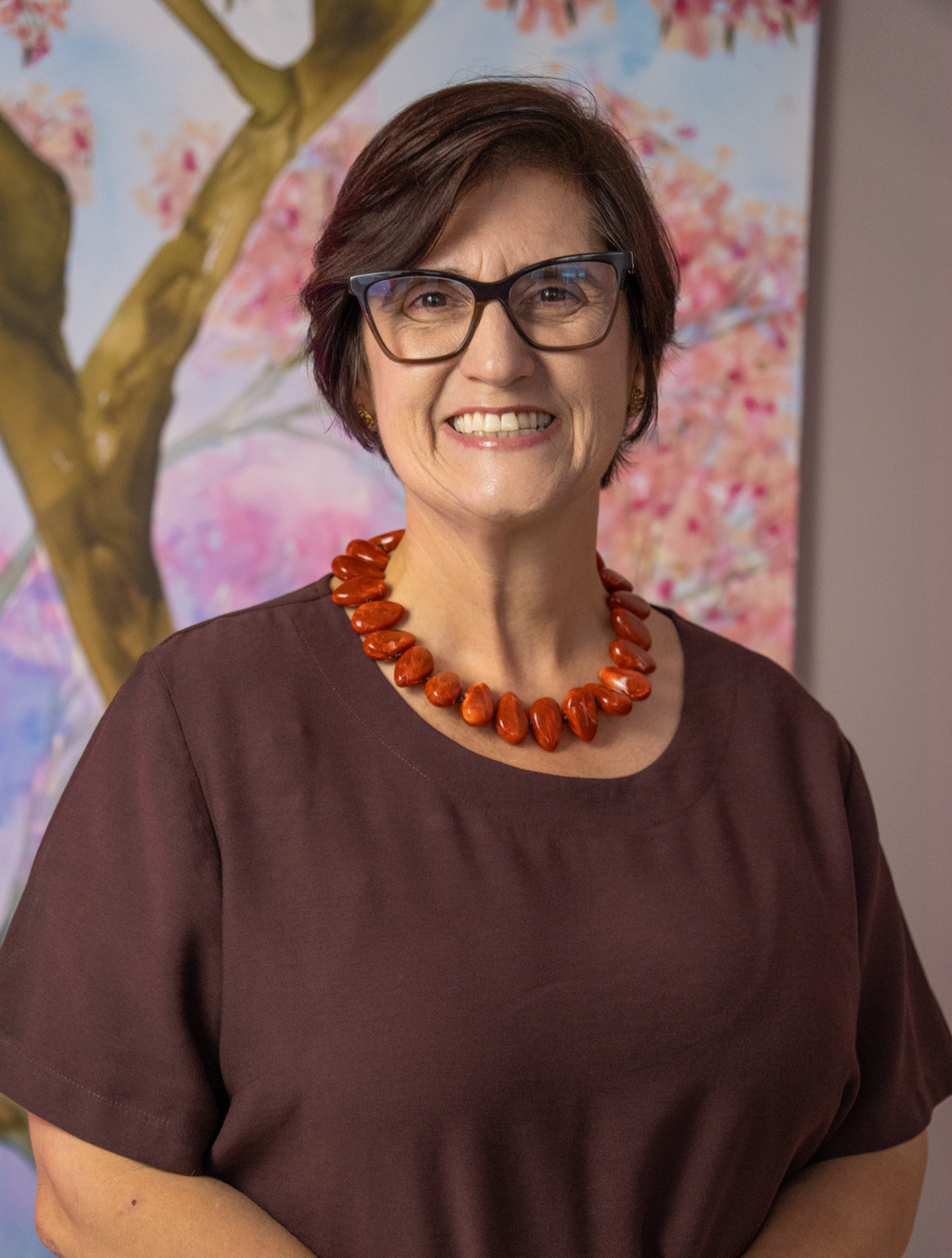 Retrato da Dra. Débora Sales, endocrinologista da Clínica Aura Plena